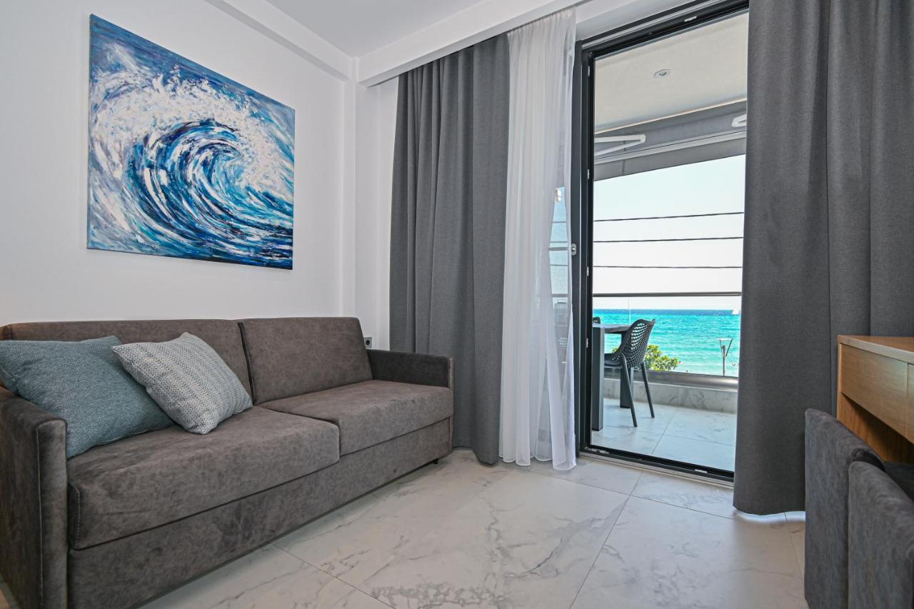 Kima Premium Apartments Pefkochori Bagian luar foto