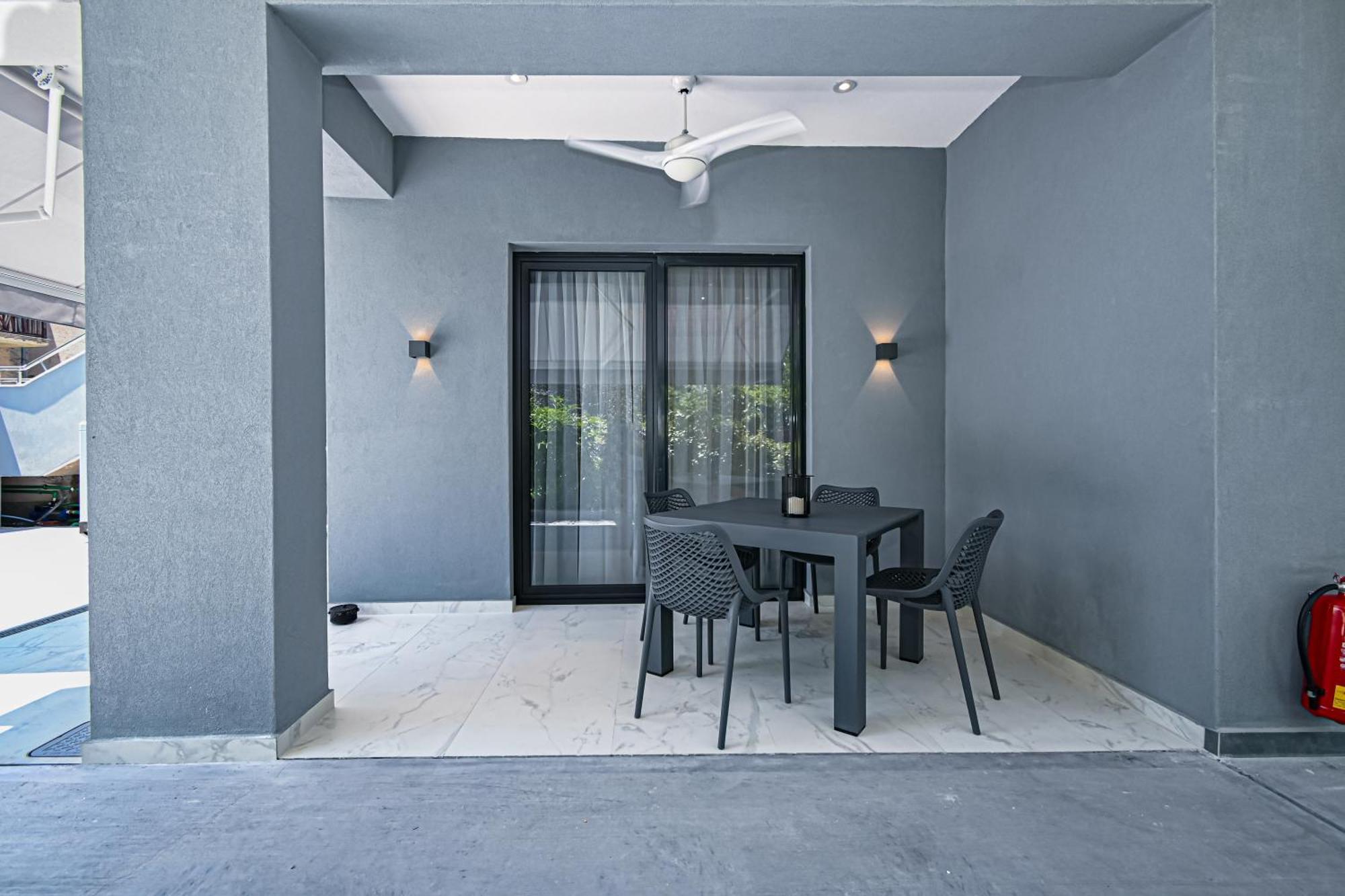 Kima Premium Apartments Pefkochori Bagian luar foto