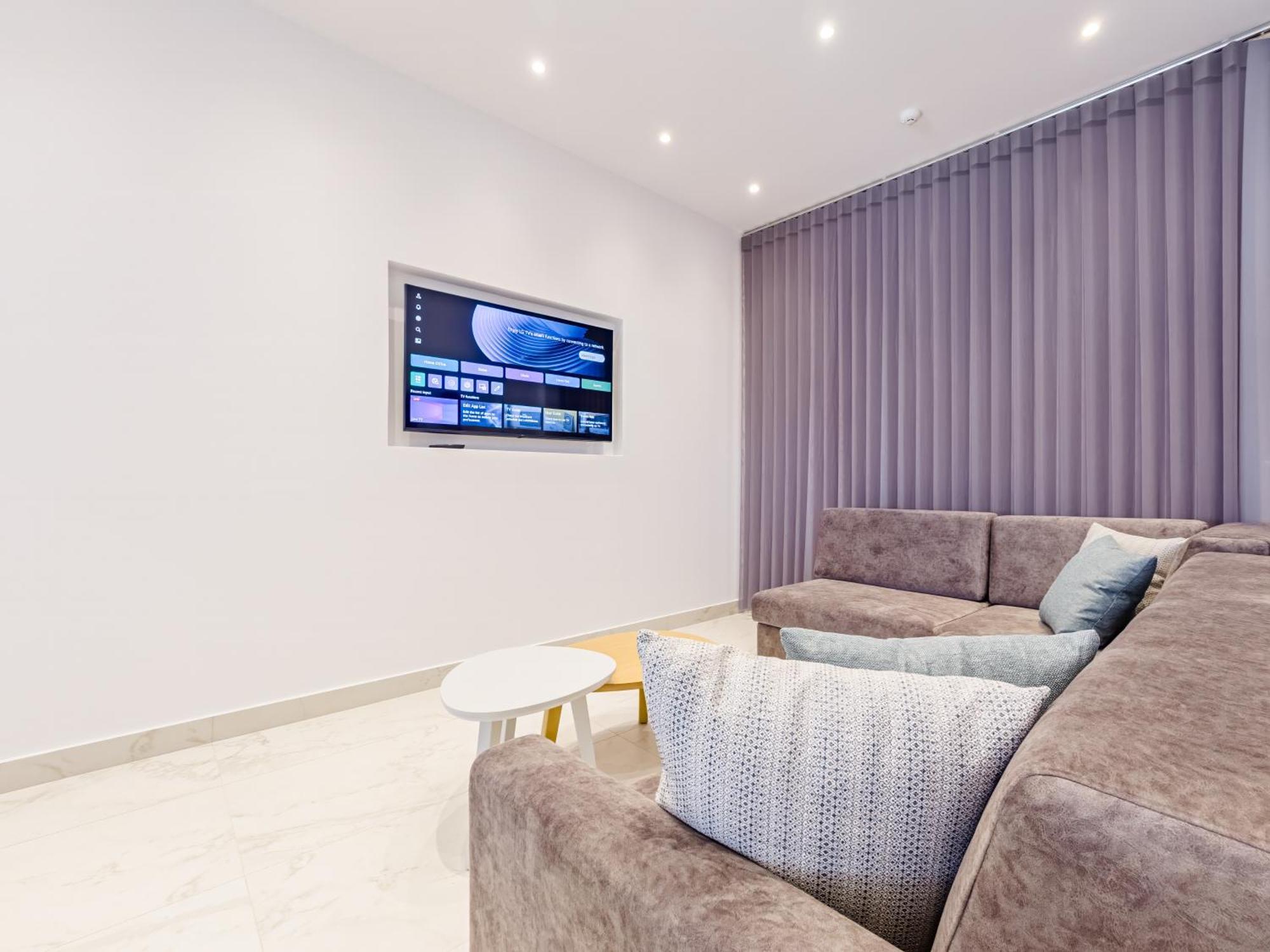 Kima Premium Apartments Pefkochori Bagian luar foto